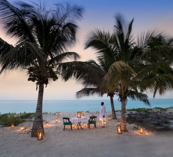 mozambique-lodges-benguerra-island-luxurious-beach-getaway-dining-crafted-africa