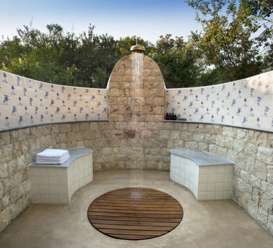 mozambique-lodges-benguerra-island-luxurious-beach-getaway-outdoor-shower-crafted-africa