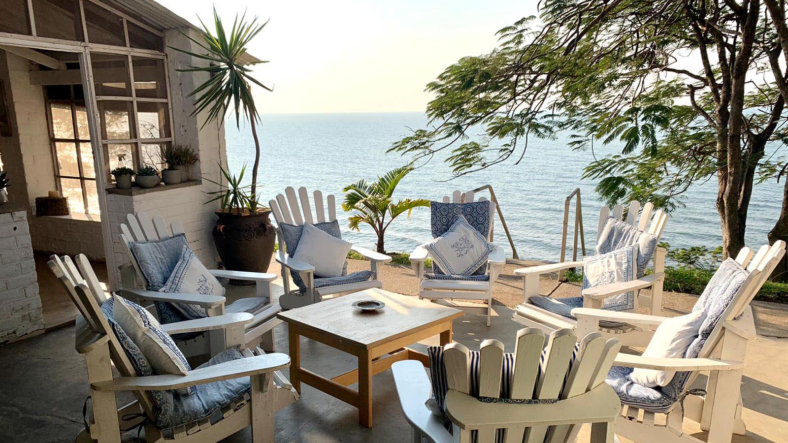Casa Costantini - lodge-senga-bay-lake-malawi-crafted-africa-beach-lake-views